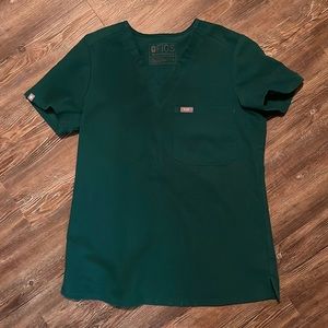 Hunter Green Figs one pocket top. XS